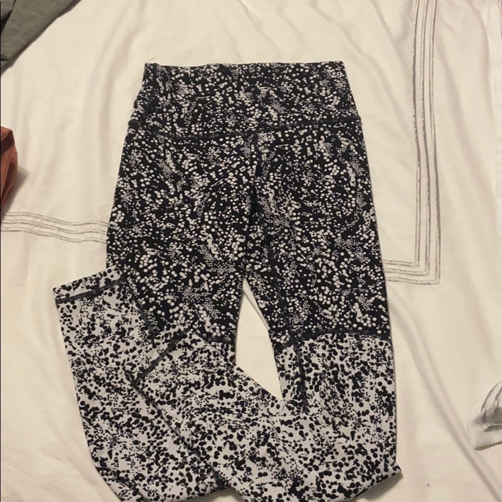 Lulu lemon wunder under